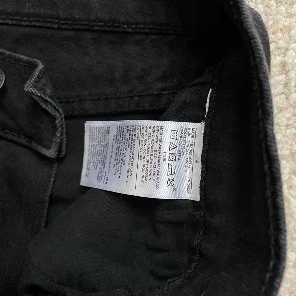 Black old navy shorts